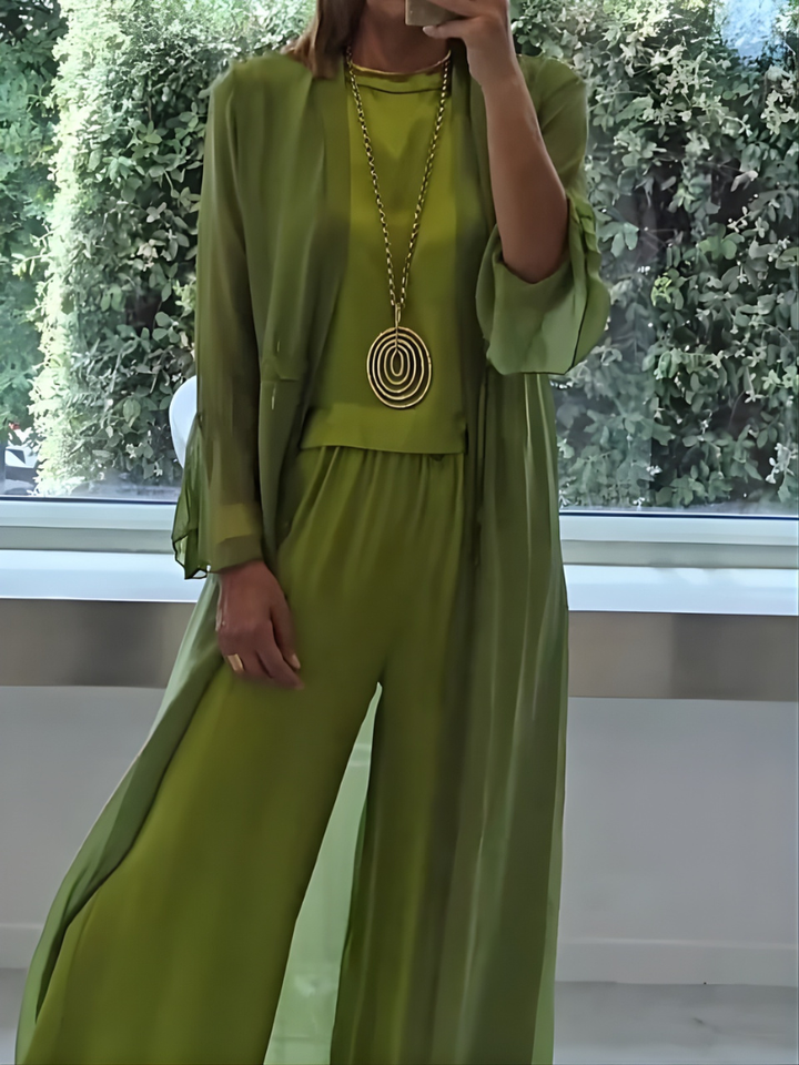 Faelina™ — Conjunto elegante de tres piezas fluido