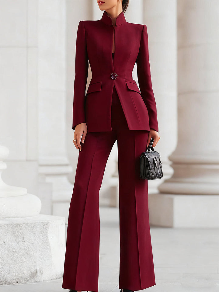 Dominica™ — Traje pantalón azul marino atemporal