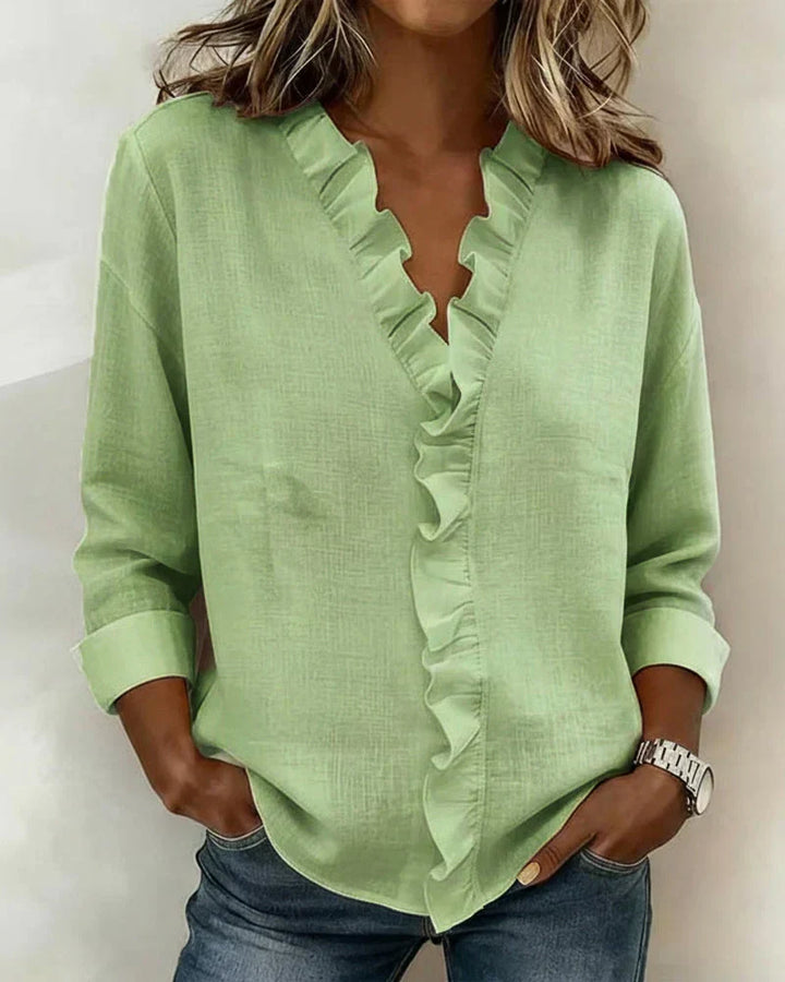 Claire™ | Blouse à encolure en V et volants délicats