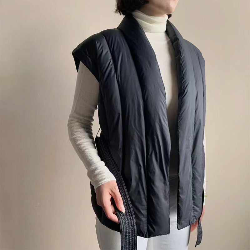 Chaleco Puffer Envuelto con Cinturón Cherry™