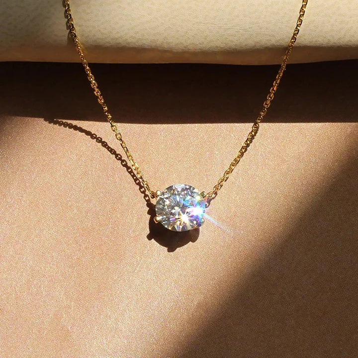 Collar Solitario Elegante en Cristal