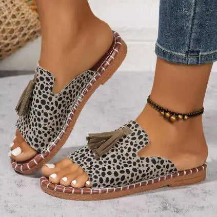 CRISTINA | Sandalias Bohemias con Pompones Nathalie