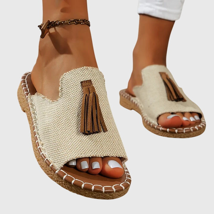 CRISTINA | Sandalias Bohemias con Pompones Nathalie