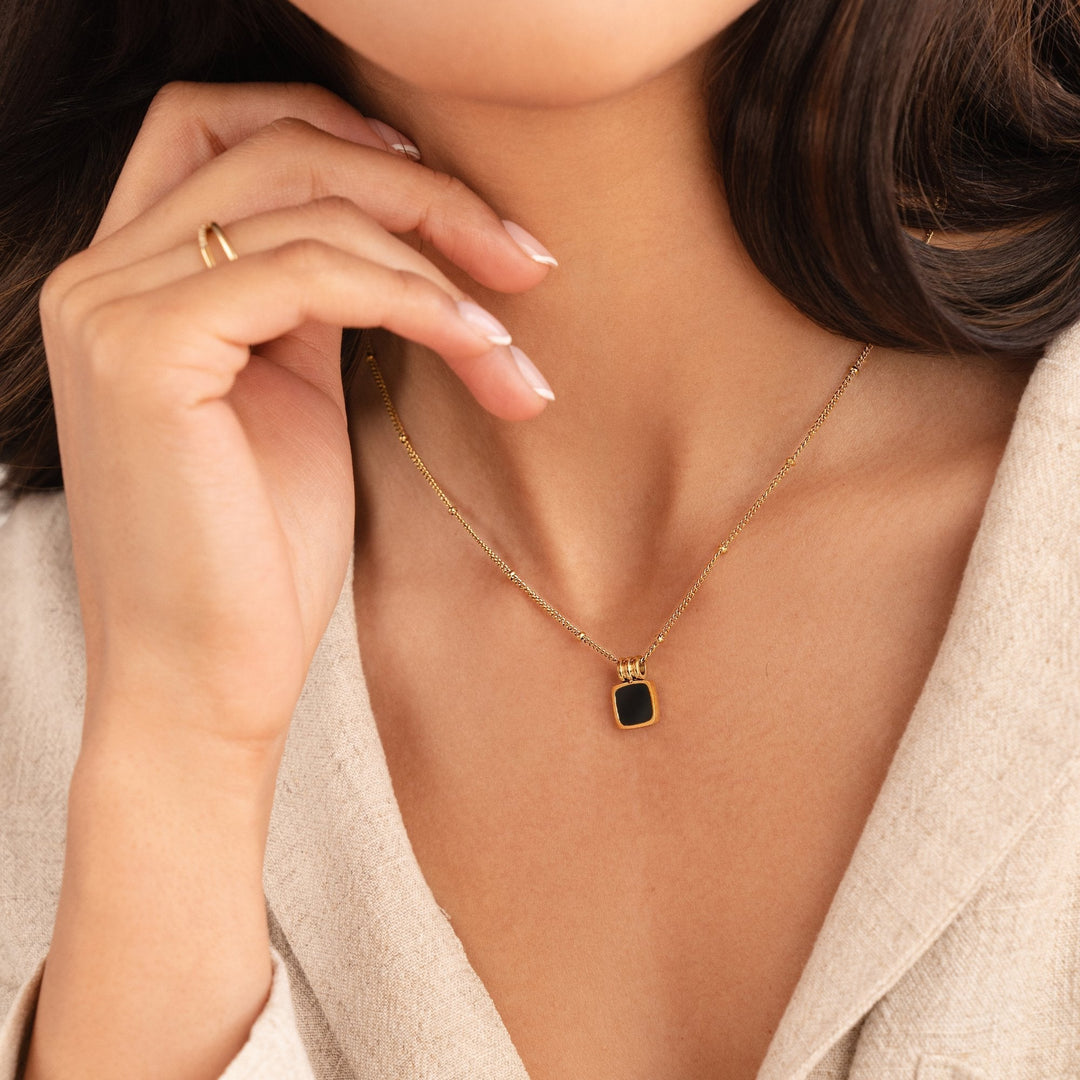 Collar Elegante de Doble Fila